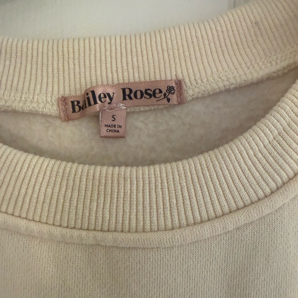 BAILEY ROSE Good Luck Horseshoe embroidered sweatshirt in Cream and Brown - Picture 5 of 12